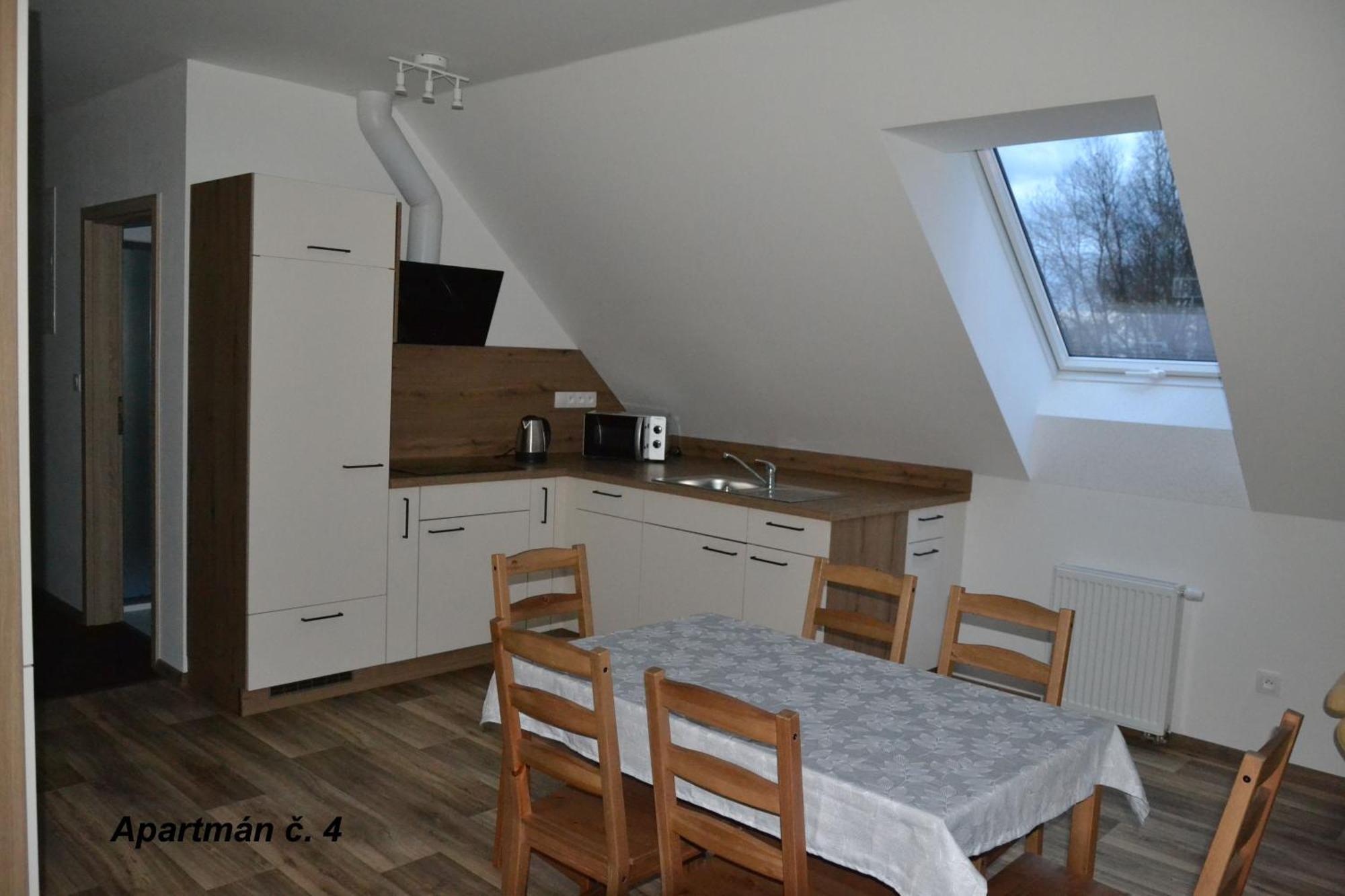 Benatky Apartment Suchdol nad Luznici